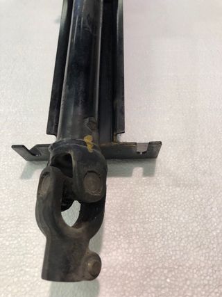 Columna dirección Nissan Cabstar e año 2000