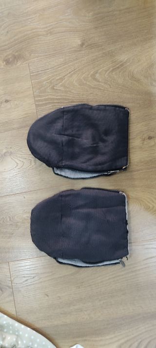 Accesorios silla bebé: saco, funda y guantes.