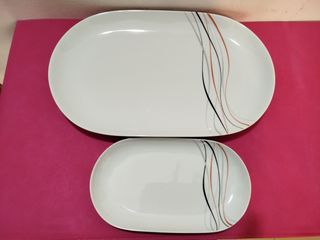 Piatti da portata ovali Capeans vintage.