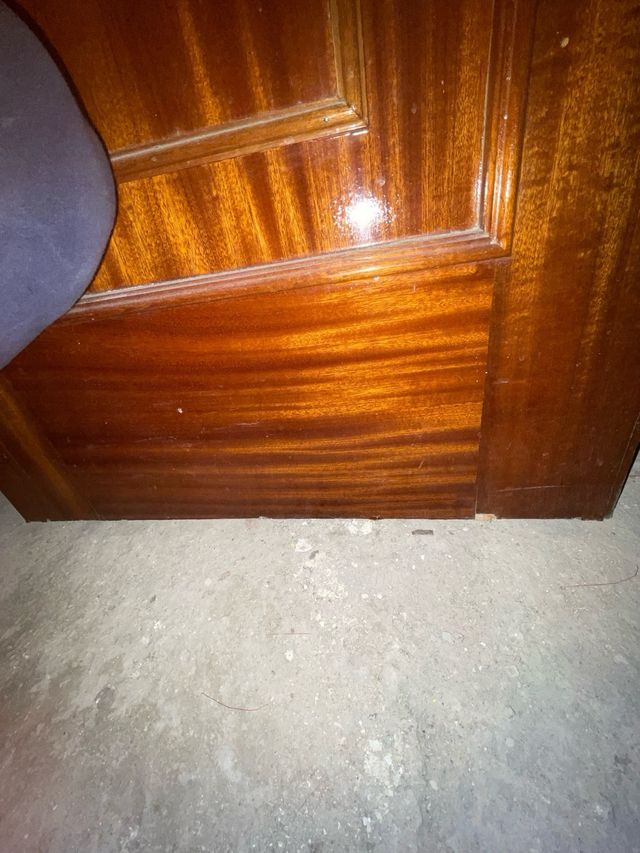 Puerta interior madera maciza