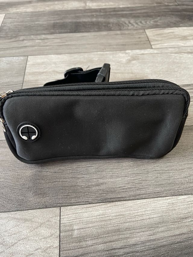 Marsupio nero - cintura regolabile