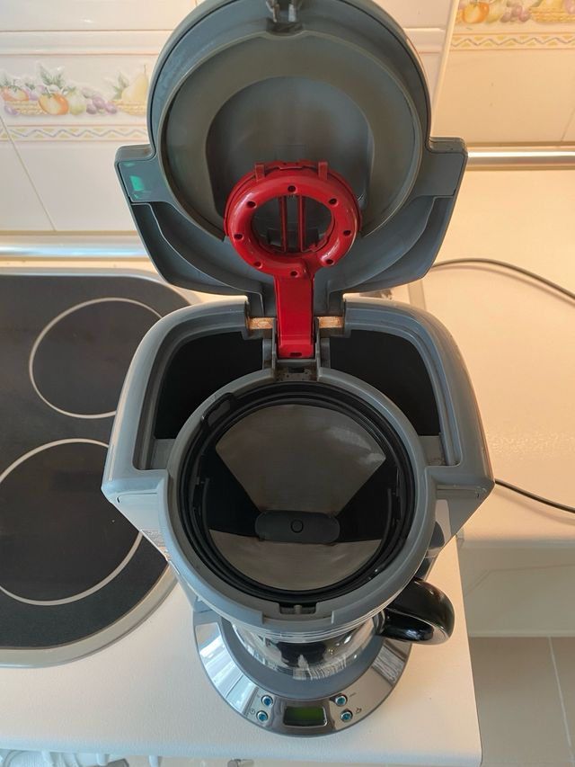 Cafetera Russell Hobbs 1.25L