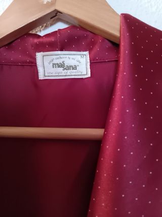 Bata roja Mass ana caballero