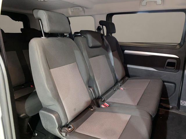 Peugeot Traveller Business 1.5 BlueHDi 120 Long 