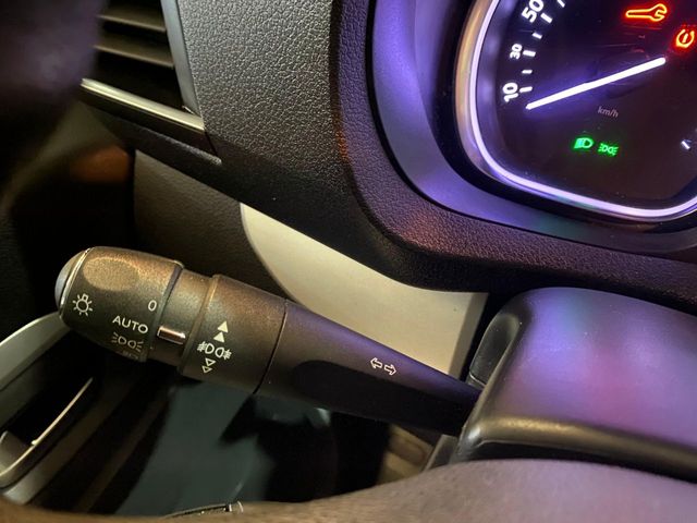 Peugeot Traveller Business 1.5 BlueHDi 120 Long 