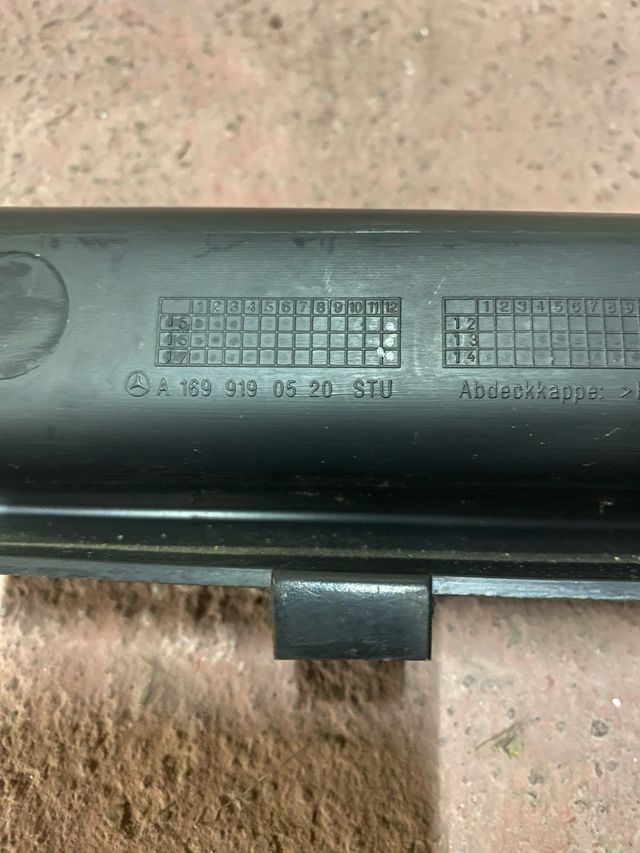 A1699190520 PLASTICA ANTERIORE SINISTRO MERCEDES