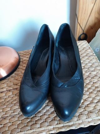 Zapatos salón negros