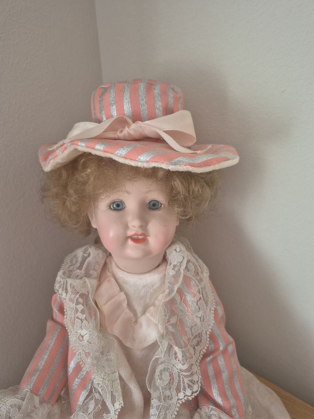 Muñeca porcelana vintage