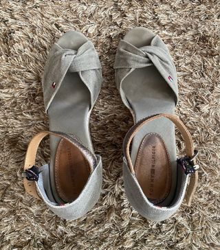 Sandalias cuña Tommy Hilfiger - Talla 38