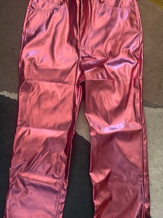 Pantalones rosa metalizados