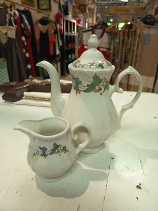 Cafetera y lechera cerámica vintage