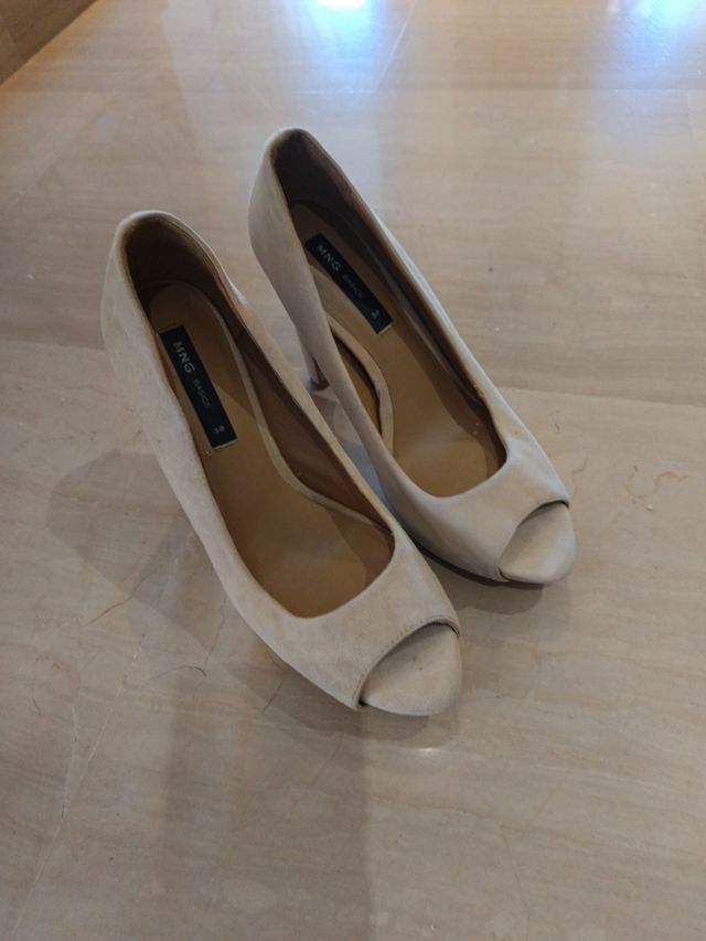 Tacones Mango beige
