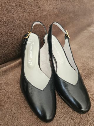 Zapatos negros de Piel