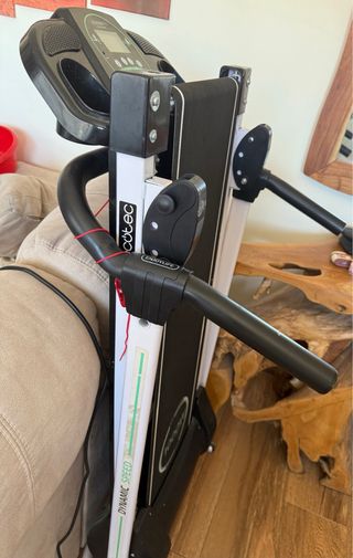 Cinta correr Cecotec 1000W funciona perfectamente