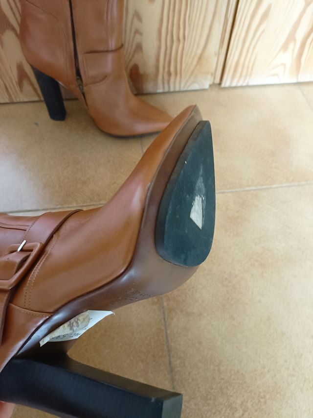 Stivali marroni donna - tacco alto