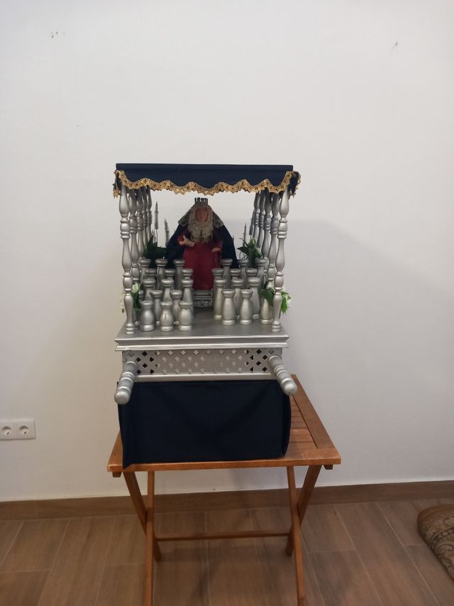 Paso de palio de Virgen Semana Santa