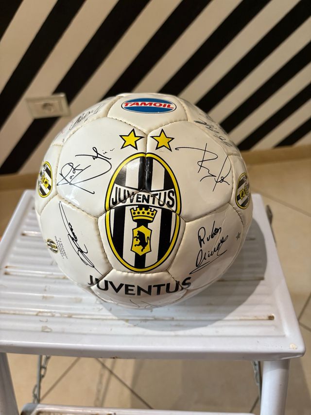 Pallone Juventus Firmato Tamoil Ufficiale