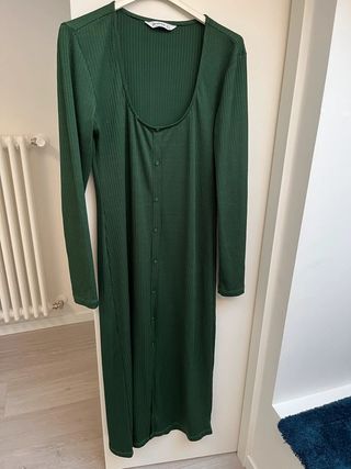 Vestito al polpaccio Stradivarius