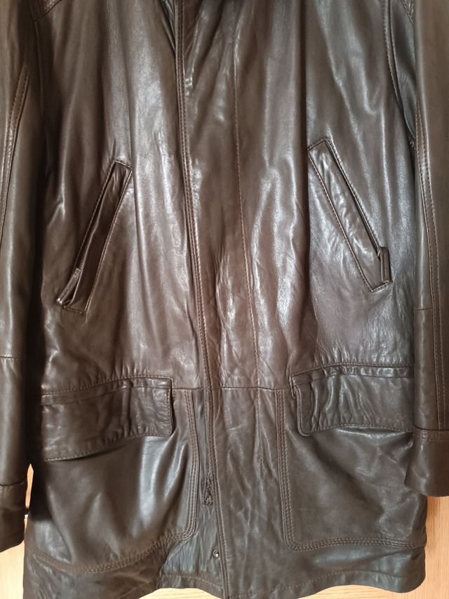 Chaqueta de cuero Cortefiel marrón