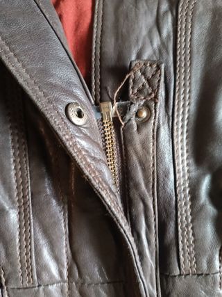Chaqueta de cuero Cortefiel marrón