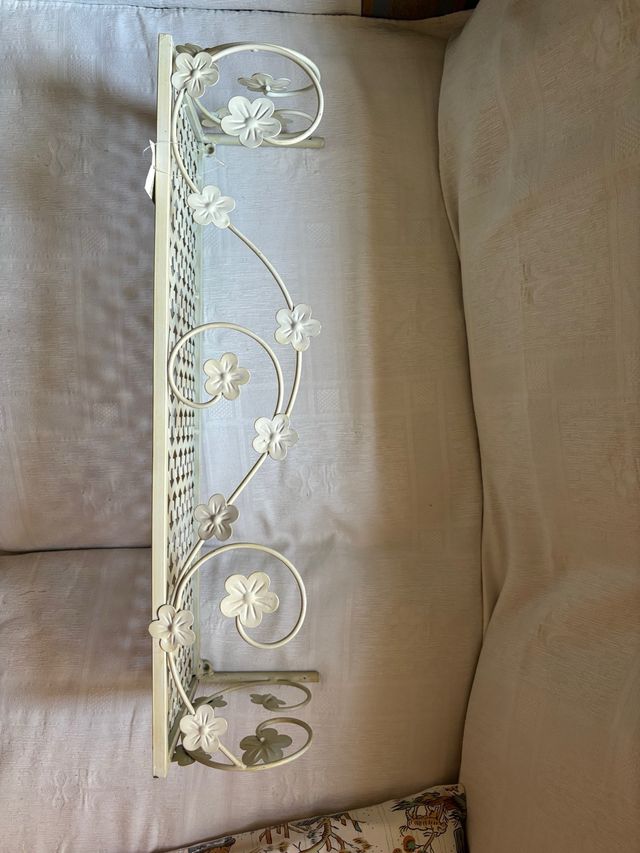 Estantería baldas hierro