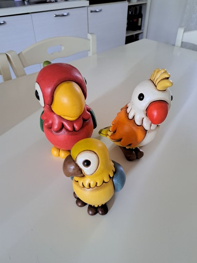 3 Pappagalli Thun: Collezione colorata