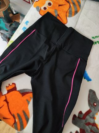 Leggins APHIT negros y rosa
