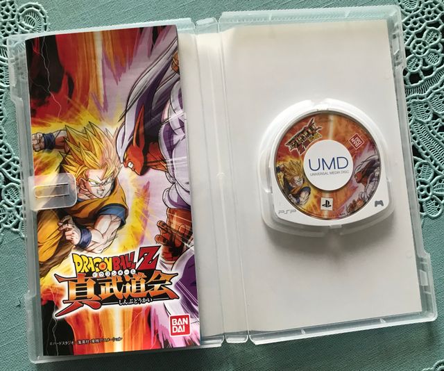 Jogo de vídeo Dragon Ball Z Shin Budokai para PSP