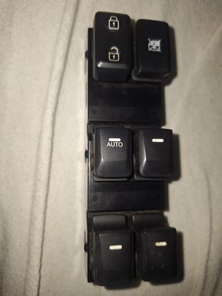 Interruptor elevalunas Kia Sportage