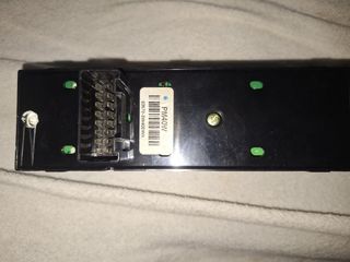 Interruptor elevalunas Kia Sportage