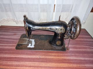 Máquina coser Singer Antigua