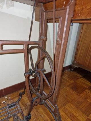 Máquina coser Singer Antigua
