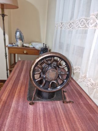 Máquina coser Singer Antigua