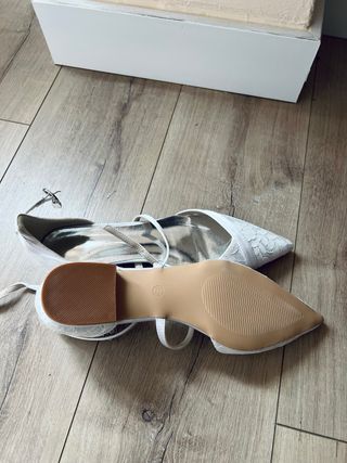 Zapatos de novia tacón bajo