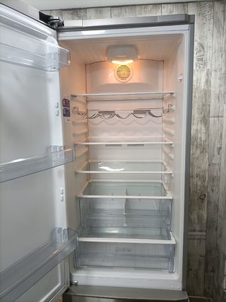 Nevera combi Beko 200x60cm con Garantía 