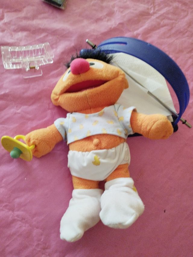 Muñeco Elmo bebé Sesame Street