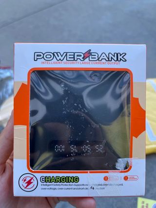Batería externa nueva.
