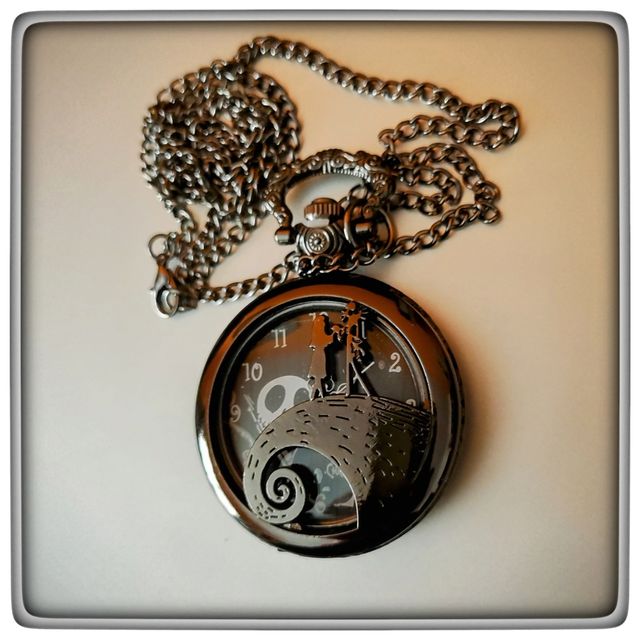 RELOJ DE BOLSILLO "PESADILLA ANTES DE NAVIDAD".