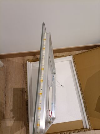 Espejo baño LED - Moderno