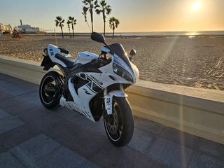 Yamaha R1 2006 Impecable
