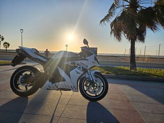 Yamaha R1 2006 Impecable
