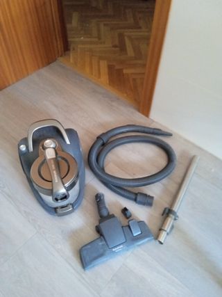 Aspiradora Taurus Civic 2500 - 2.5L