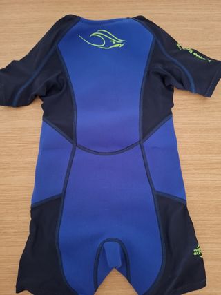 Traje neopreno niño talla 4