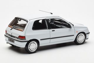 1:18 RENAULT CLIO 16S
