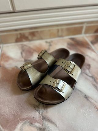 Sandalias Geox doradas