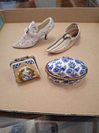 2 Cajas antiguas de porcelana