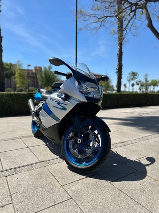 Espectacular BMW K1200S en excelentes condiciones