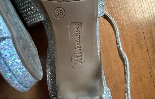 Tacones Plata Brillantes - Talla 38