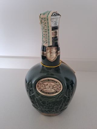Collezione di bottiglie vintage Chivas Royal Salute