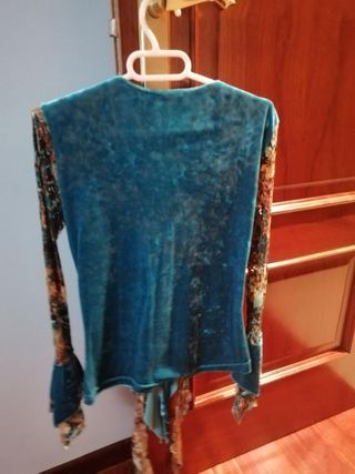 Blusa terciopelo - marrón, verde azulado